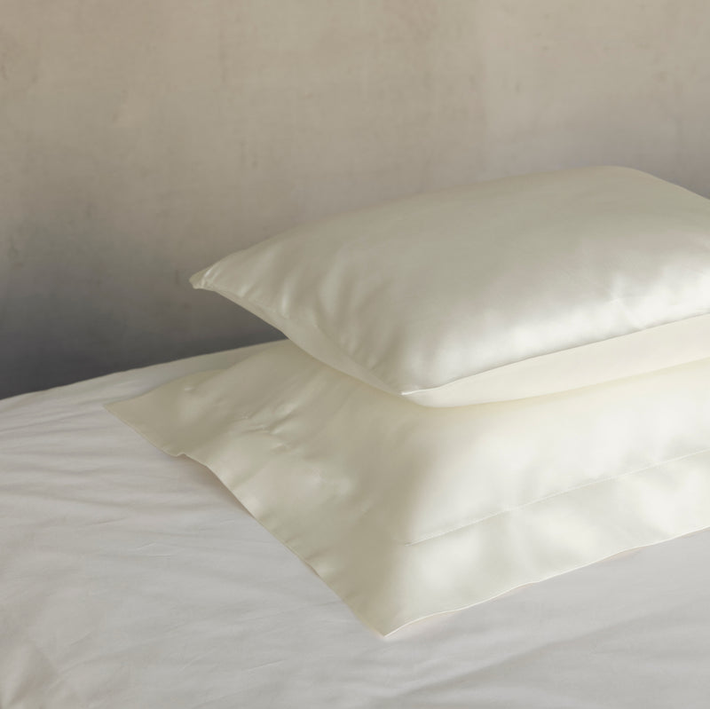 The ELEIA Pillow Case