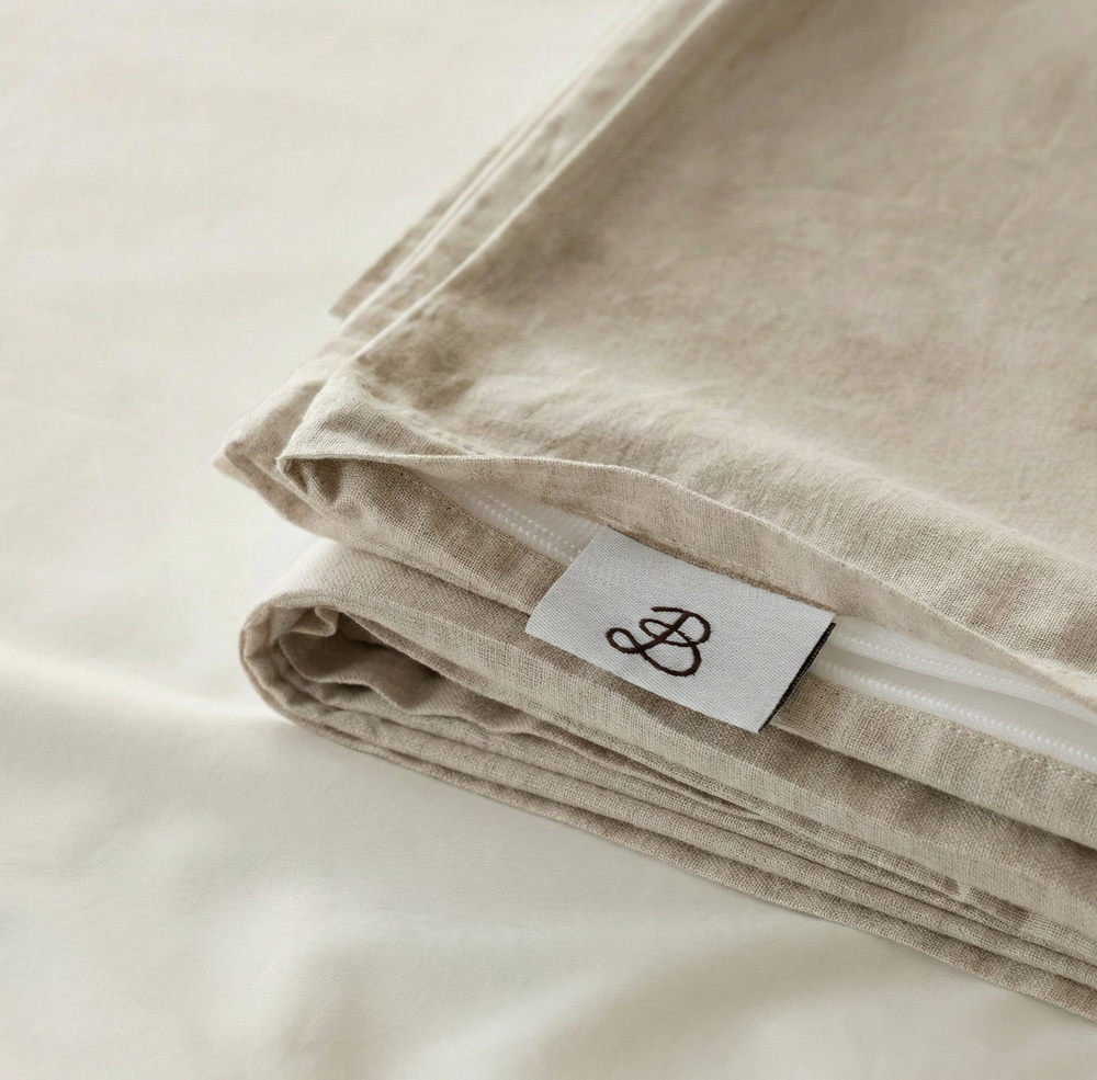 The LILY Duvet Cover