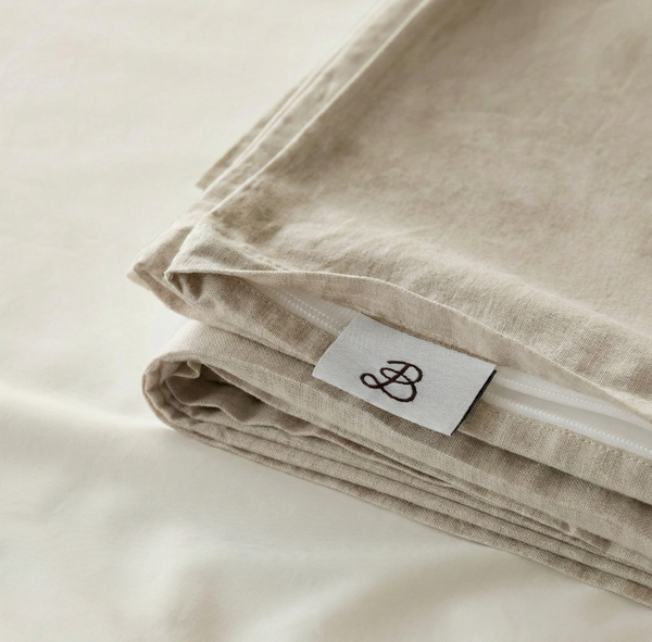 The LILY Duvet Cover
