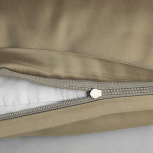 The LIVIA Duvet Cover